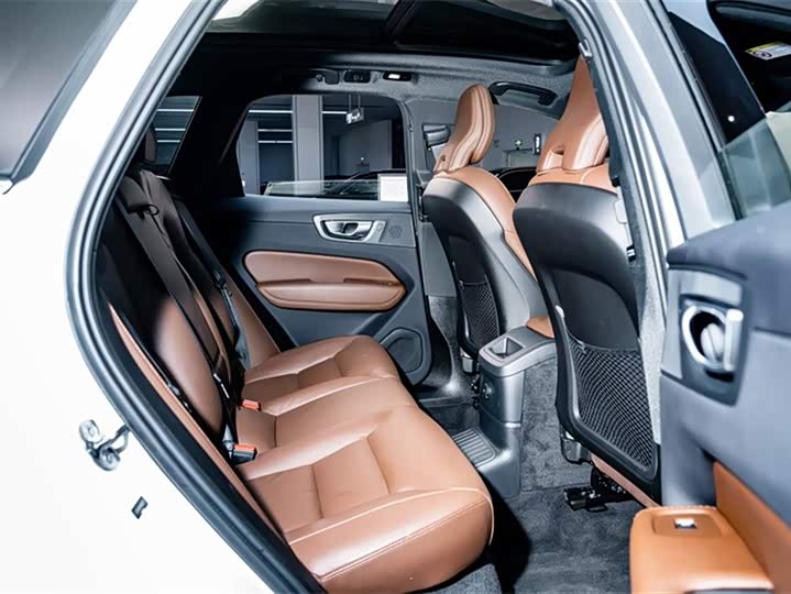 Volvo XC60 Hybrid 2023 T 8 PHEV 4 WD — фото 22