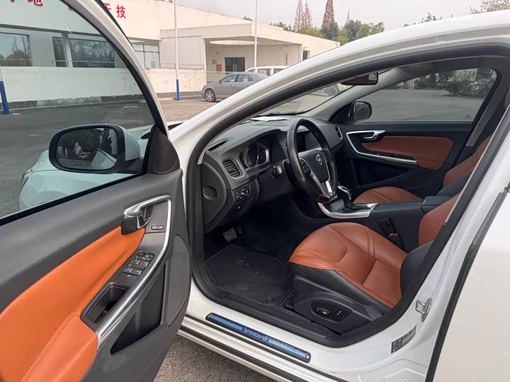 Volvo S60 2016 S 60 L T 5 — фото 12