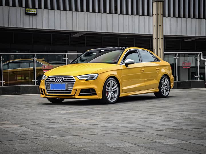 Audi S3 2017 S 3 2.0 T Limousine — фото 1