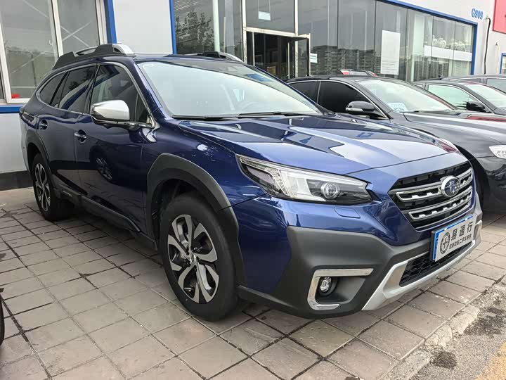 Subaru Outback — фото 3