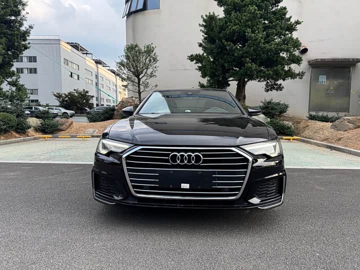 Audi A6L 40 TFSI люкс-динамик — фото 2