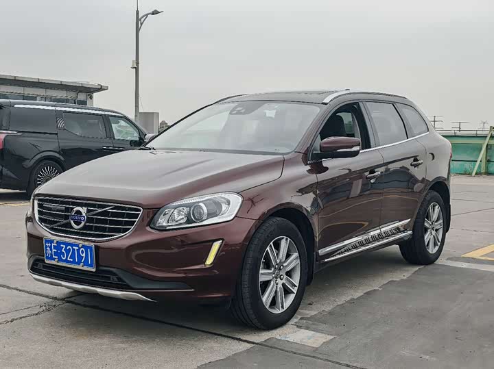 Volvo XC60 2016 T 5 AWD — фото 3