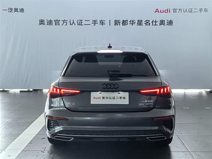 Audi A3 2024 Sportback 35 TFSI Sport — фото 3