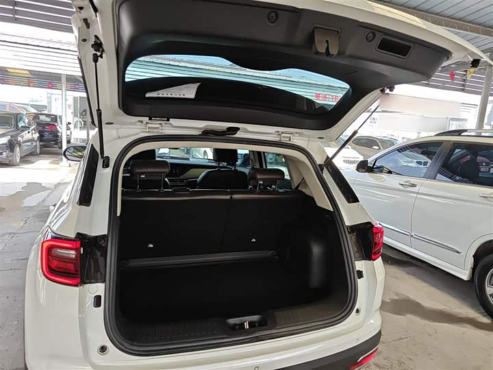 Changan CS35 PLUS 2019 1.6 L MT — фото 19