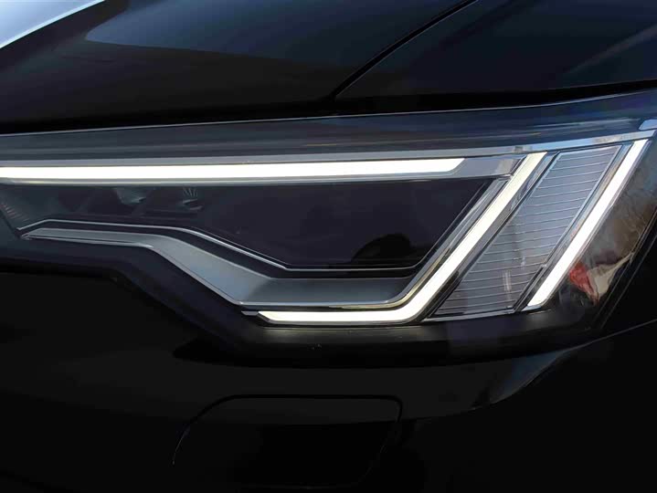 Audi A6L 2019 40 TFSI — фото 10