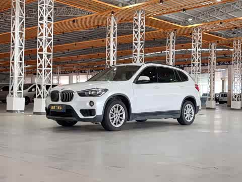 BMW X1 2019 s Drive 18 Li — фото 33