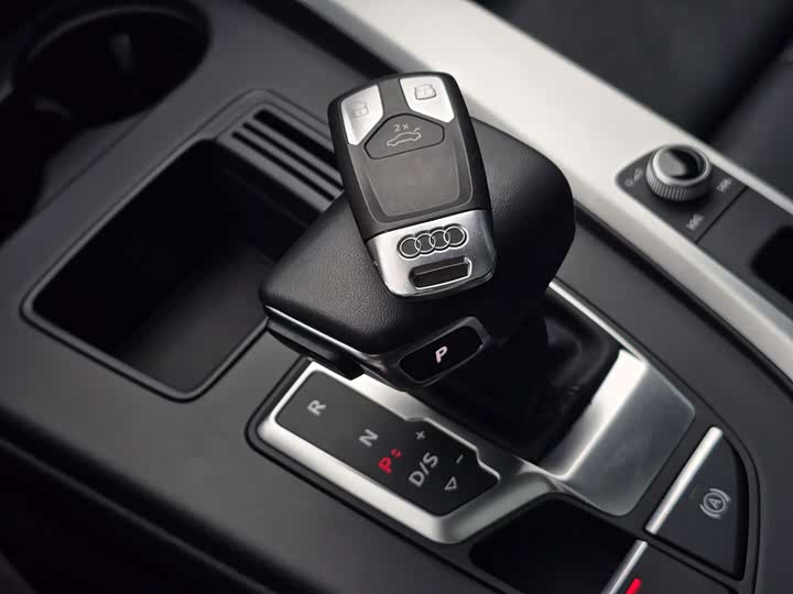 Audi A4L 2022 40 TFSI — фото 20
