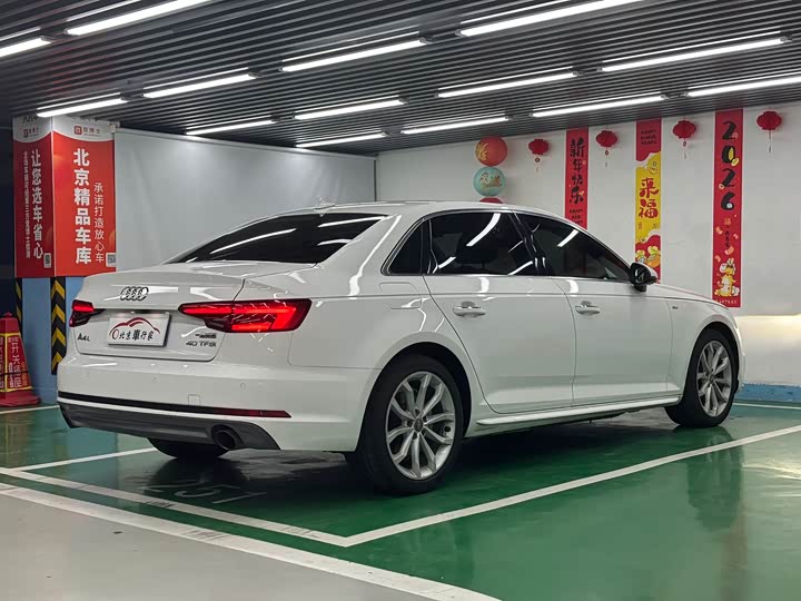 Audi A4L 2018 30 40 TFSI — фото 5