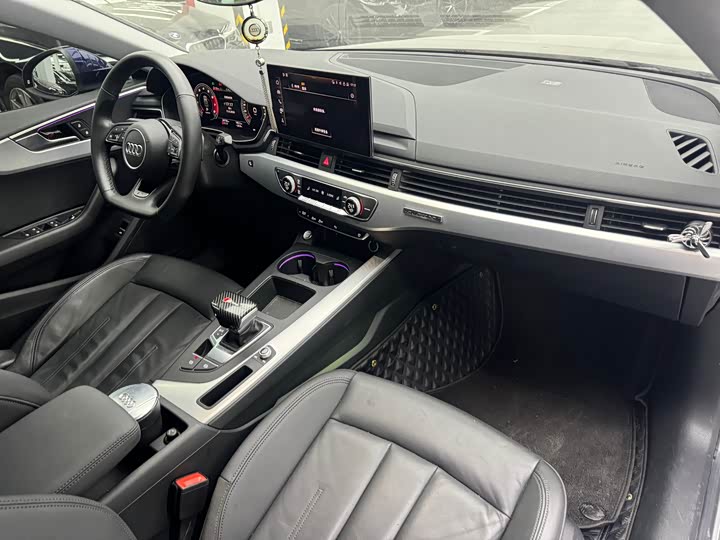 Audi A5 Sportback 40 TFSI — фото 9