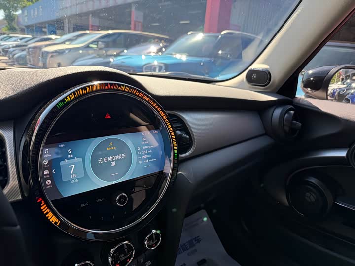 MINI Hatch — фото 17