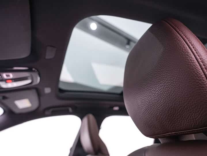 Volvo XC60 2022 B 5 4 WD — фото 10