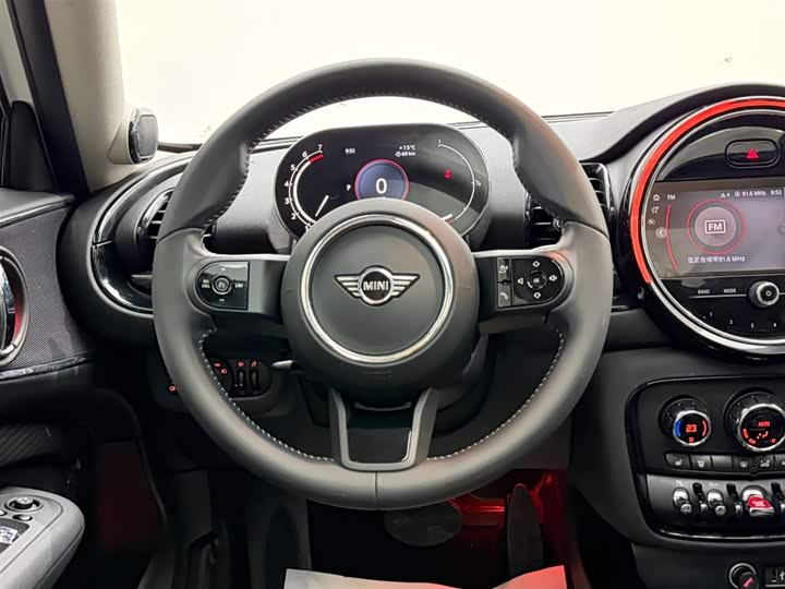 MINI Clubman — фото 27