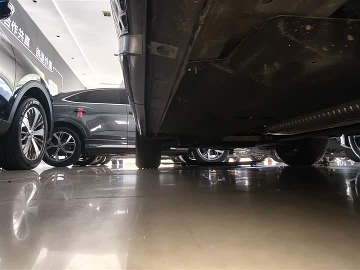 Hongqi HS5 2023 2.0 T Pro — фото 21
