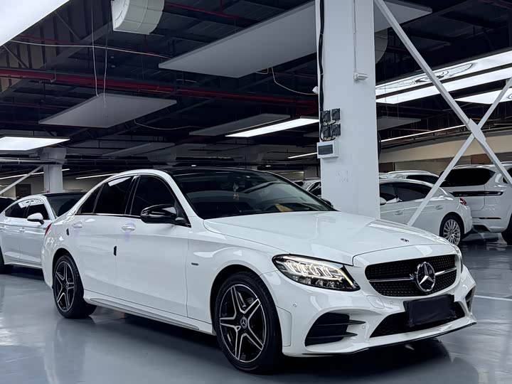 Mercedes-Benz C-Class C 260 L — фото 3
