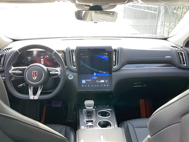 Hongqi HS3 2023 1.5 T 2 WD — фото 10