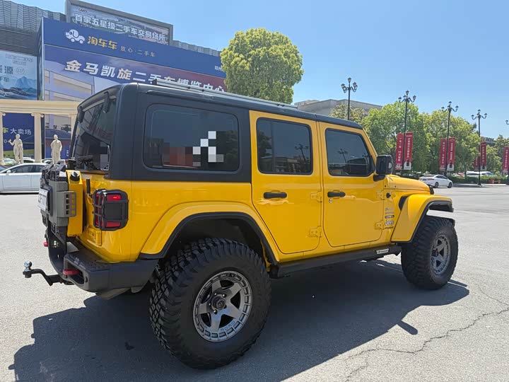 Jeep Wrangler — фото 9
