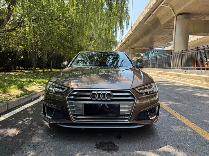 Audi A4L