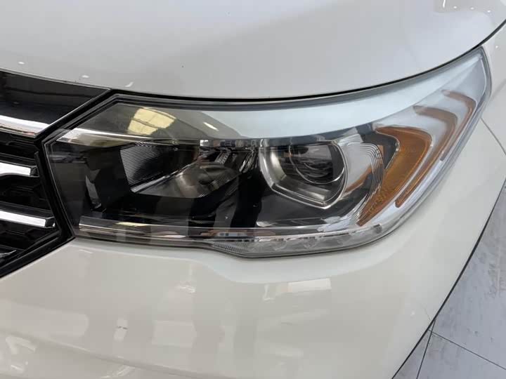 Trumpchi GS4 2017 235 T AT 2 WD — фото 3