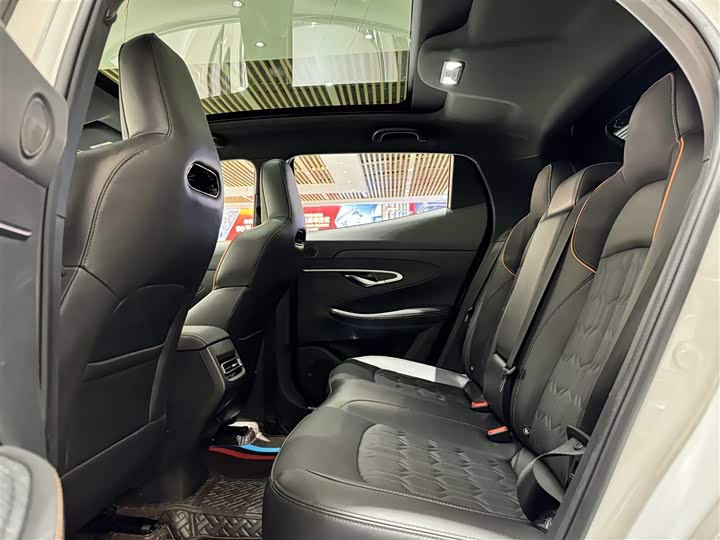 Changan UNI-T 2022 1.5 T Premium — фото 8
