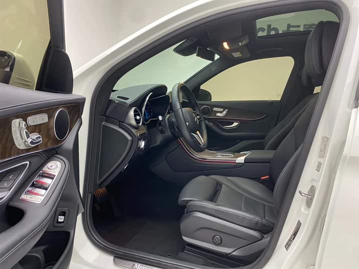 Mercedes-Benz GLC 2020 GLC 300 L 4 MATIC — фото 17