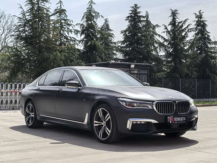 BMW 7-Series 2018 740 Li x Drive M — фото 3