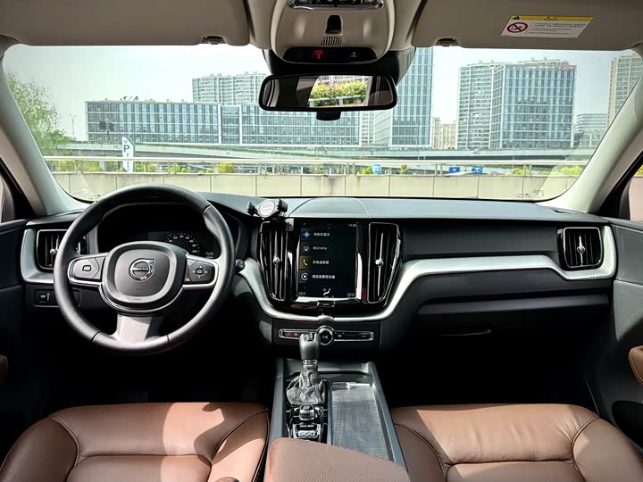 Volvo XC60 2020 T 5 4 WD — фото 11