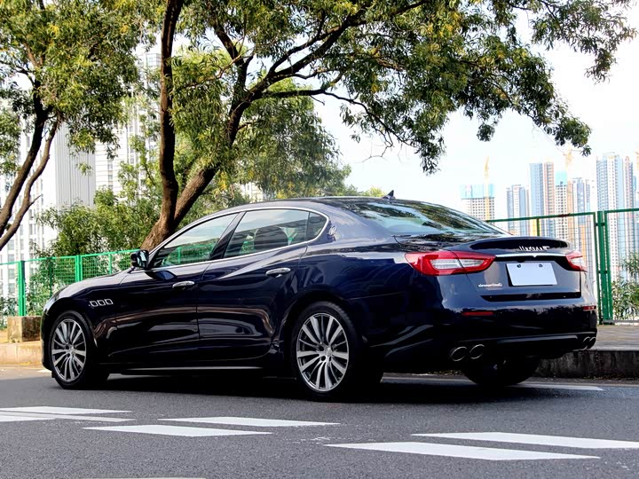 Maserati Quattroporte — фото 5