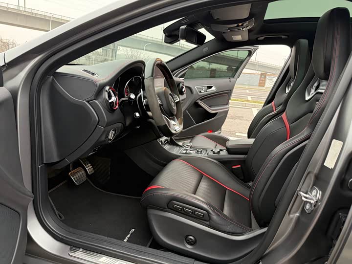Mercedes-Benz GLA 2017 AMG GLA 45 4 MATIC — фото 10