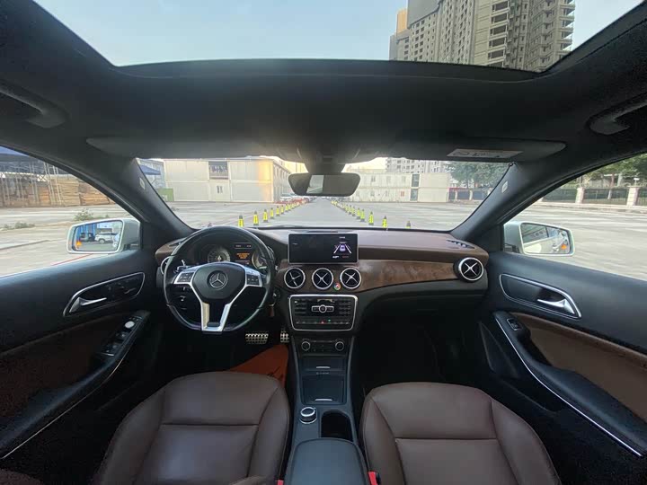 Mercedes-Benz GLA 2015 GLA 260 4 MATIC — фото 12