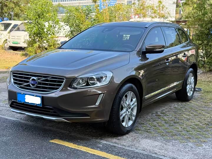 Volvo XC60 2015 T 5 — фото 1