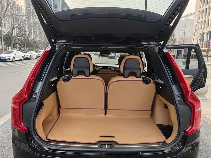 Volvo XC90 2018 T 6 7 — фото 15