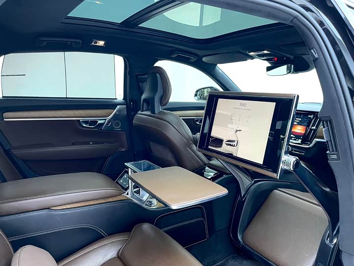 Volvo S90 Hybrid 2019 T 8 E Hybrid 3 VI — фото 10