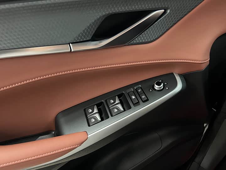 Changan CS75 PLUS 2025 1.5 T — фото 24