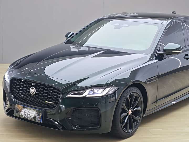 Jaguar XFL 2021 XFL 2.0 T P 250 4 WD — фото 6