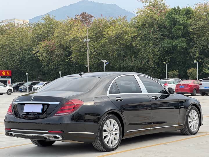 Mercedes-Benz S-Class 2016 S 320 L Luxury — фото 4