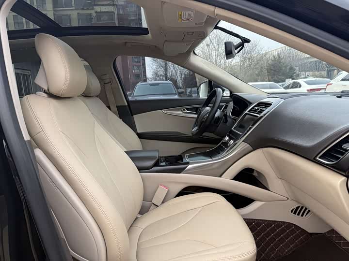 Lincoln MKX 2015 2.0 T 2 WD — фото 8