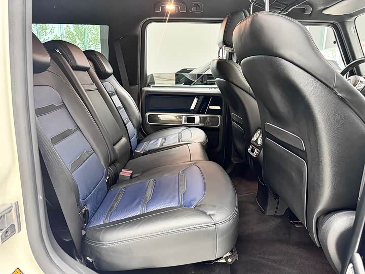 Mercedes-Benz G-Class 2019 AMG G 63 — фото 14