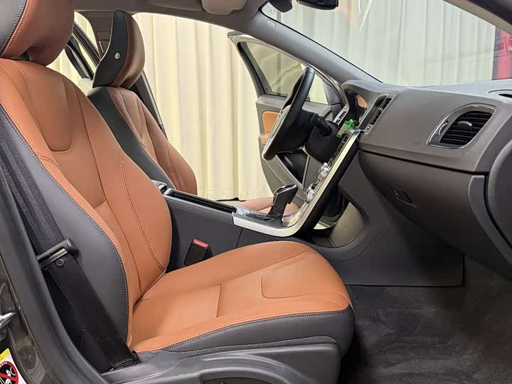 Volvo S60 2018 S 60 L T 4 — фото 29