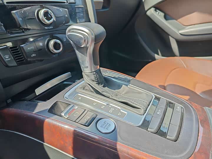 Audi A4L 2016 35 TFSI S line Comfort — фото 9
