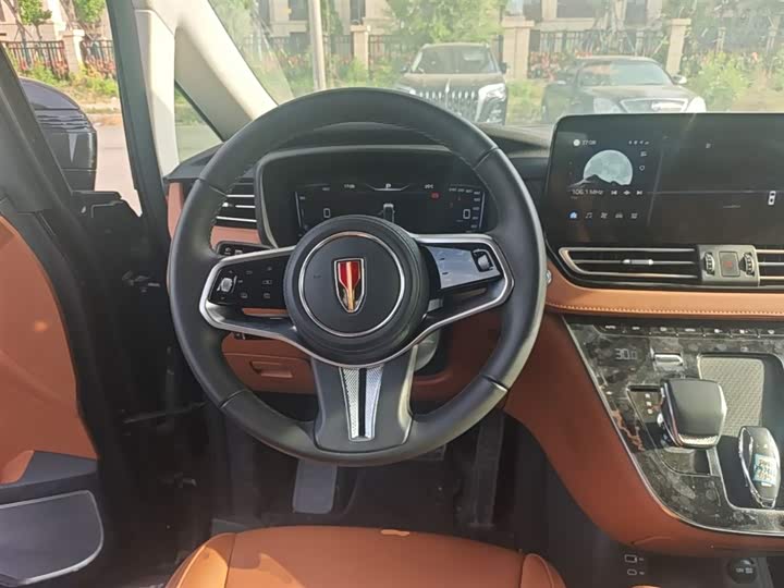 Hongqi HQ9 PHEV 2024 2.0 T 4 WD — фото 11