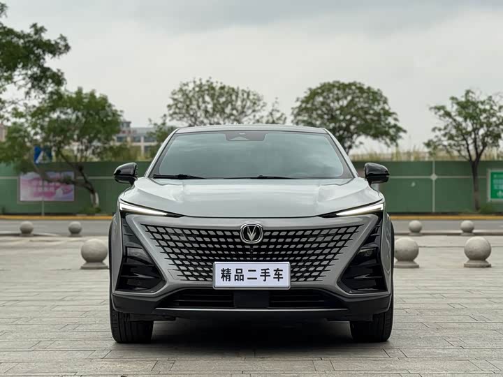 Changan UNI-T 2022 1.5 T Premium — фото 2