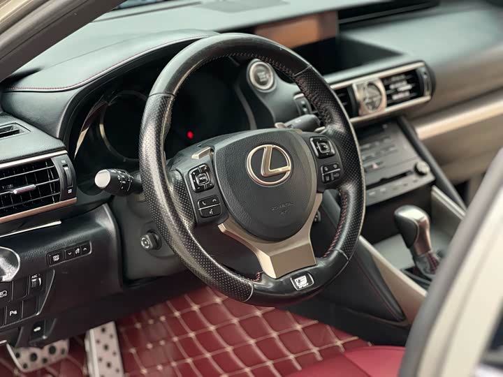 Lexus IS 2017 300 F SPORT — фото 18