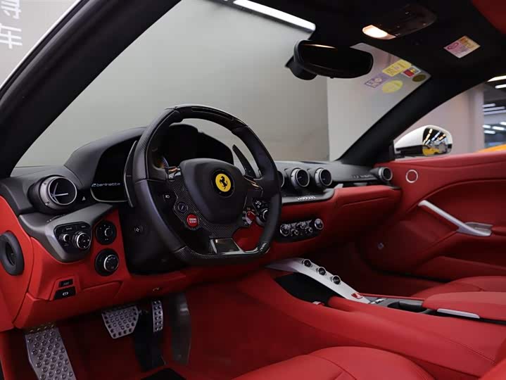 Ferrari F12berlinetta 2013 6.3 L Standard — фото 5