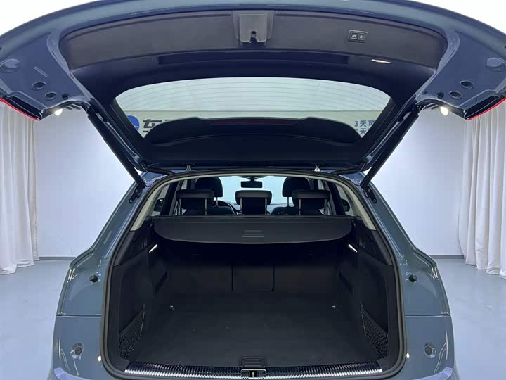 Audi Q5L 2022 40 T RS — фото 26