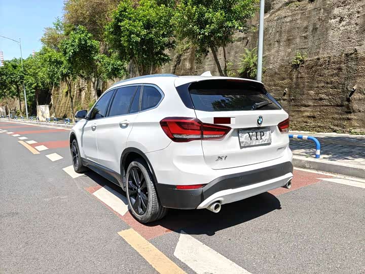 BMW X1 2020 s Drive 20 Li — фото 15