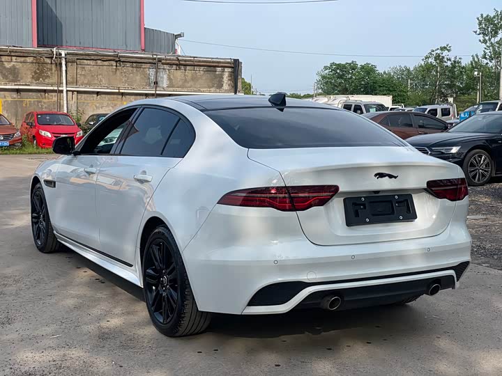 Jaguar XEL 2025 2.0 T 250 PS R-DYNAMIC 90 — фото 6