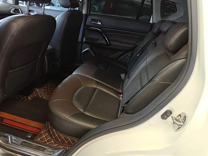 Trumpchi GS4 2017 235 T AT 2 WD — фото 17