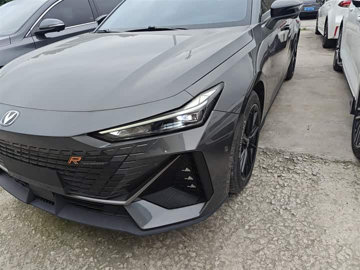 Changan UNI-V 2022 1.5 T — фото 24