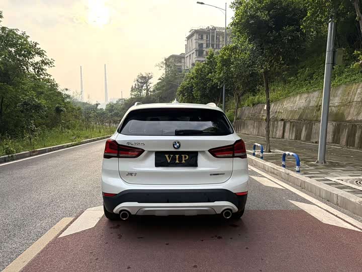 BMW X1 2020 s Drive 20 Li — фото 12