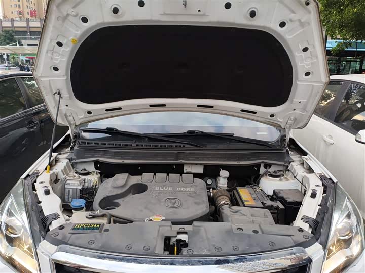 Changan CS35 2017 1.6 L ATLuxury — фото 16